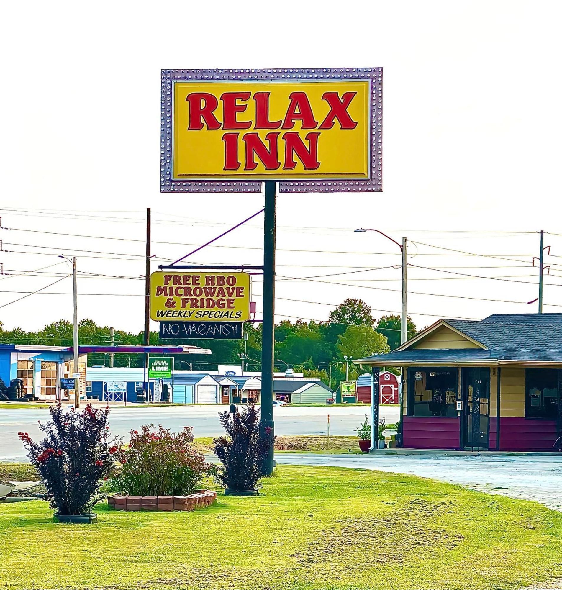 Relax Inn Vinita Exteriör bild